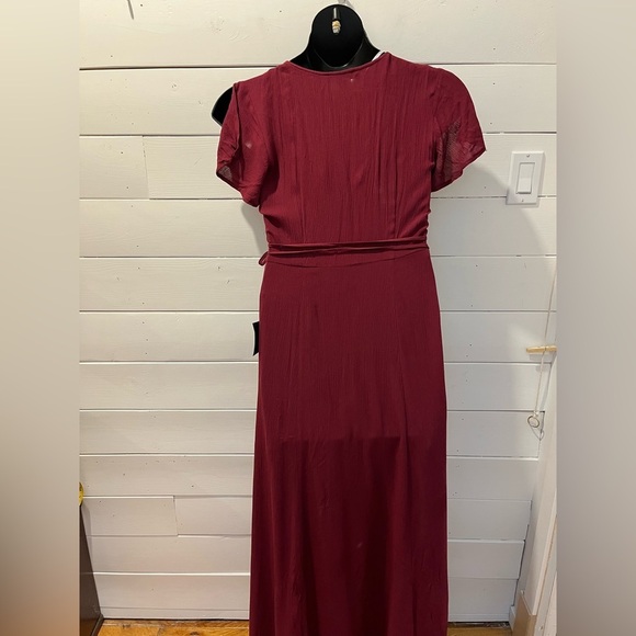 ❤️ LULUS Robe longue bourgogne – Taille S – NWT - Picture 4 of 11